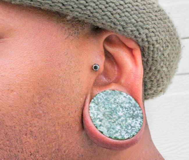 EMERALD Green Double Flare SOLID Plugs 28mm - 50mm - Price Per 1 - Monster Steel